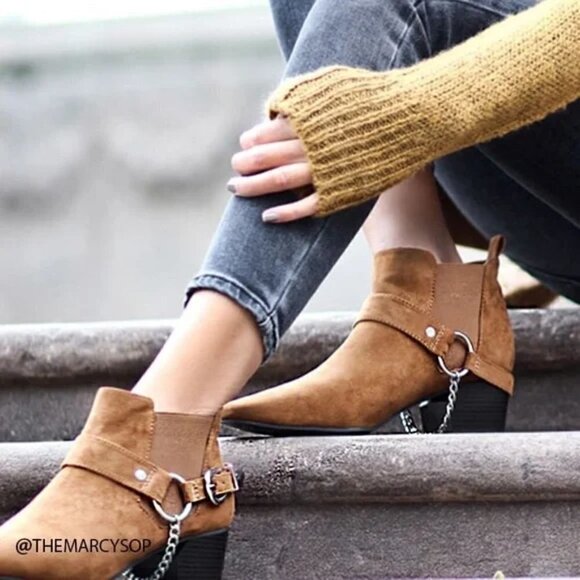 Forever 21 Brown Faux Suede Chelsea Boots with Removable Chain Straps 7.5 - Picture 1 of 5